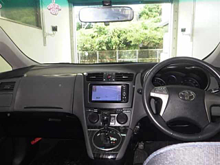 TOYOTA MARK X ZIO 2011