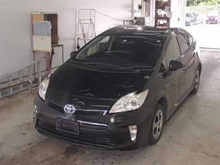 TOYOTA PRIUS 2016