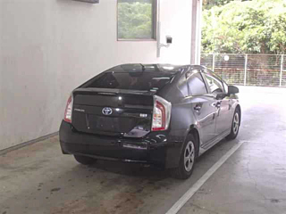 TOYOTA PRIUS 2016