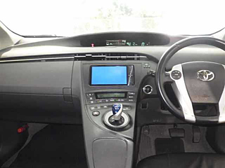 TOYOTA PRIUS 2011