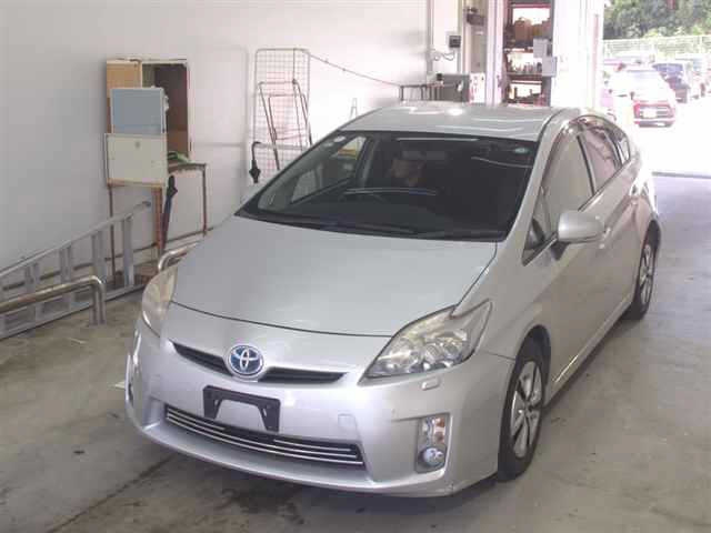 TOYOTA PRIUS 2011