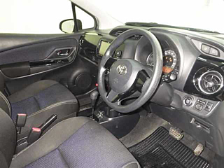 TOYOTA VITZ 2018