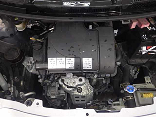 TOYOTA VITZ 2010