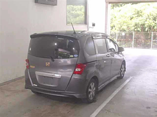 HONDA FREED 2009