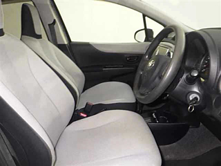 TOYOTA VITZ 2011