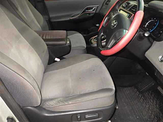 TOYOTA MARK X ZIO 2010