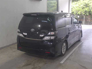 TOYOTA VELLFIRE 2009