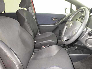 TOYOTA VITZ 2009