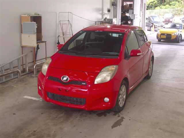 TOYOTA VITZ 2009