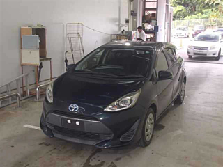 TOYOTA AQUA 2018