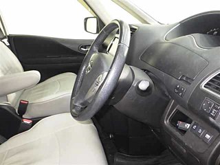 NISSAN SERENA 2013