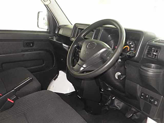 DAIHATSU HIJET VAN 2019