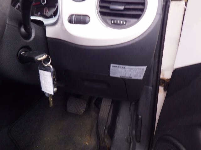 VOLKSWAGEN THE BEETLE 2012