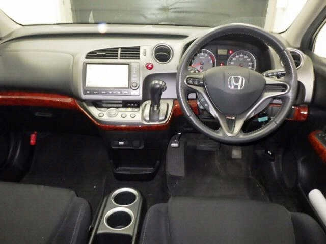 HONDA STREAM 2008