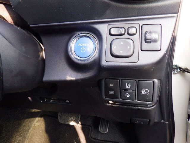 TOYOTA AQUA 2020