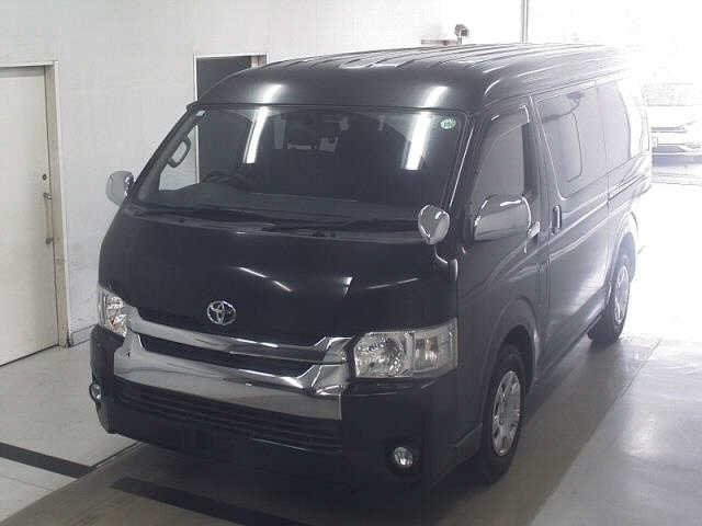 TOYOTA HIACE 2016