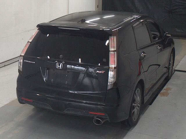 HONDA STREAM 2009