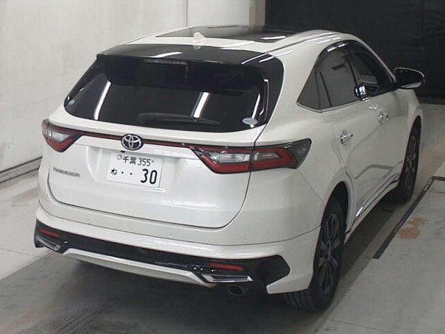 TOYOTA HARRIER 2017