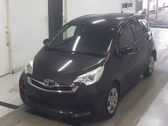 TOYOTA RACTIS 2015