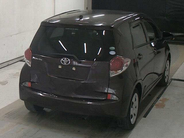 TOYOTA RACTIS 2015