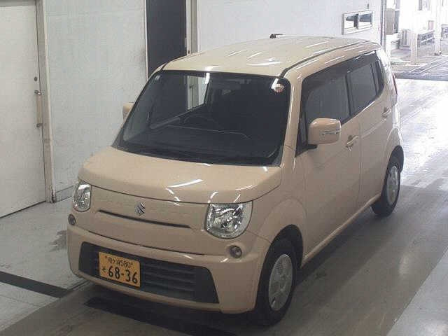 SUZUKI MRWAGON 2011