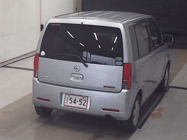 NISSAN OTTI 2010