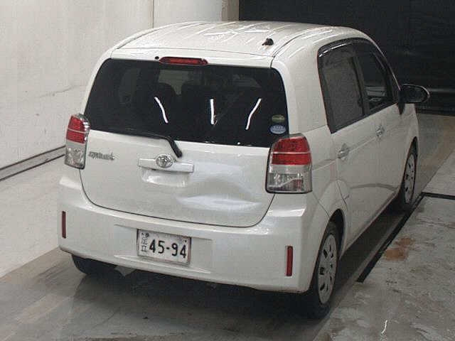 TOYOTA SPADE 2016