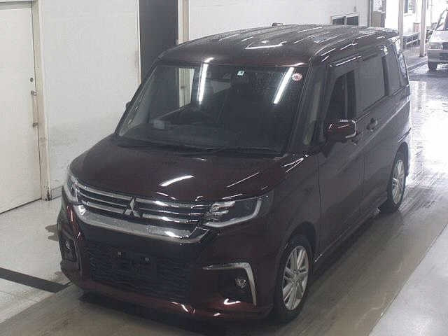 MITSUBISHI DELICA D2 2021