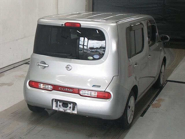 NISSAN CUBE 2011