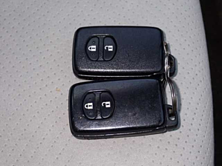 TOYOTA PRIUS 2011