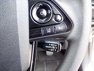 TOYOTA PRIUS 2019