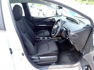 TOYOTA PRIUS 2019