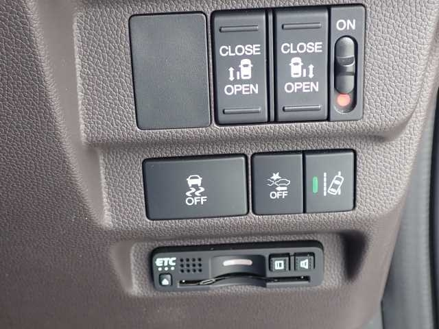 HONDA FREED 2022
