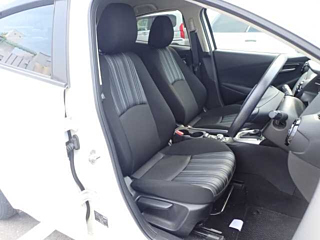 MAZDA MAZDA2 2020