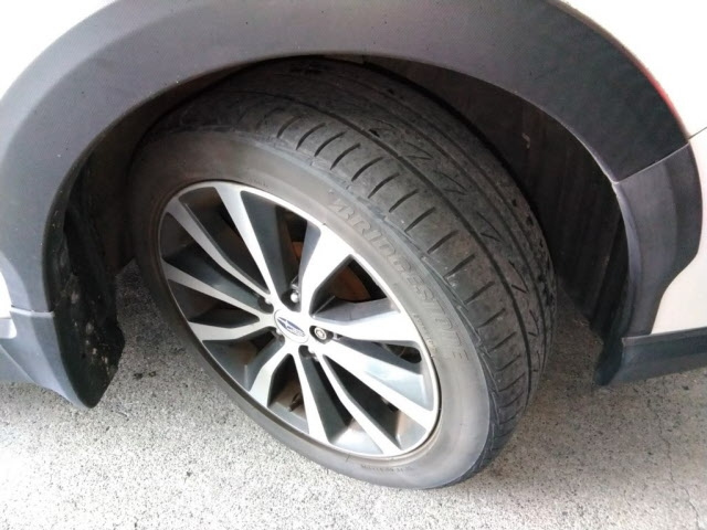 SUBARU EXIGA 2015