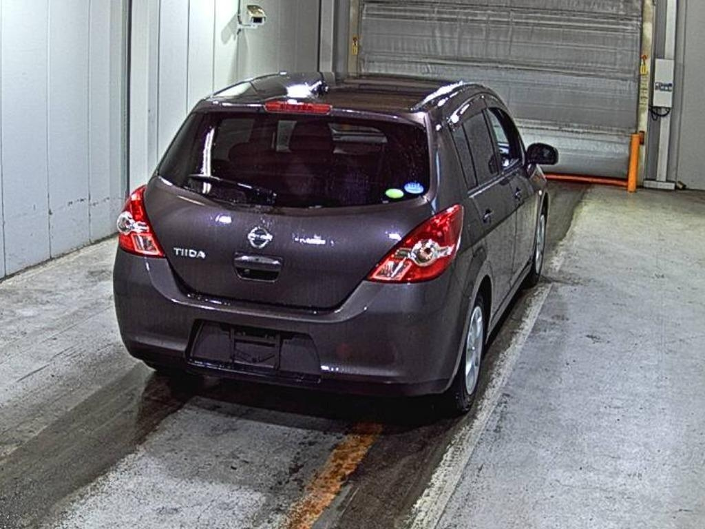 NISSAN TIIDA 2009