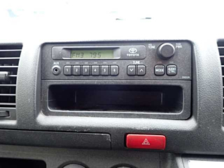 TOYOTA HIACE VAN 2018