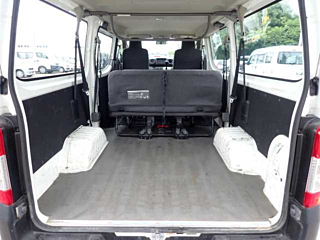 NISSAN CARAVAN VAN 2017
