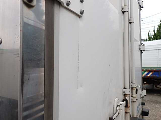 ISUZU ELF 2011