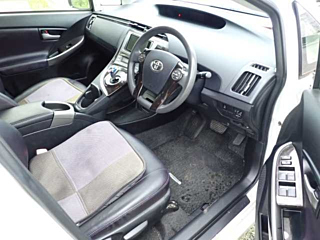 TOYOTA PRIUS 2012