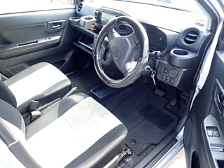 DAIHATSU MIRA E S 2020