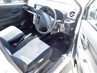 DAIHATSU MIRA E S 2020