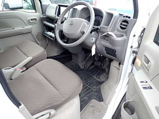 NISSAN CLIPPER VAN 2018