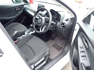 MAZDA DEMIO 2018