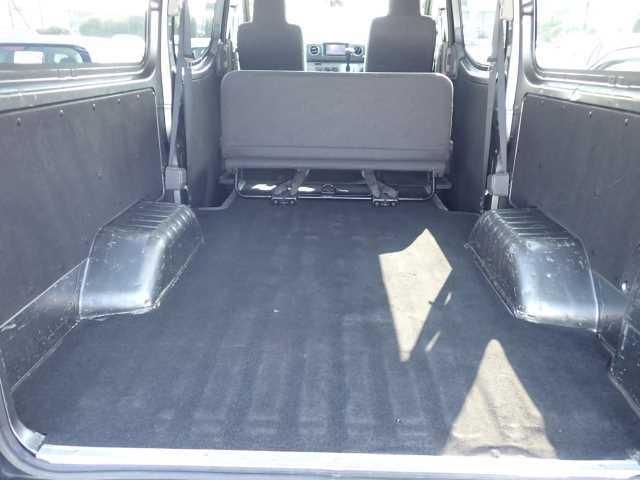 NISSAN CARAVAN VAN 2018