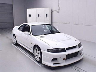 NISSAN SKYLINE BCNR33