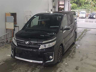 TOYOTA VOXY 2015