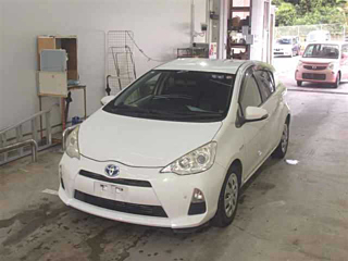 TOYOTA AQUA 2012