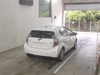 TOYOTA AQUA 2012