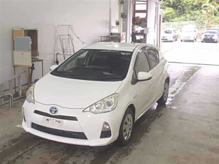 TOYOTA AQUA 2014
